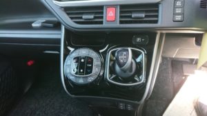 車のエアコンの効きが悪い？症状と原因を簡単に紹介！