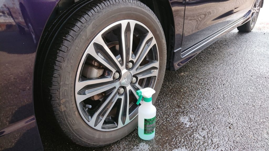 タイヤも綺麗に！タオル専用のクリーナー「Tire Cleaner」の感想！